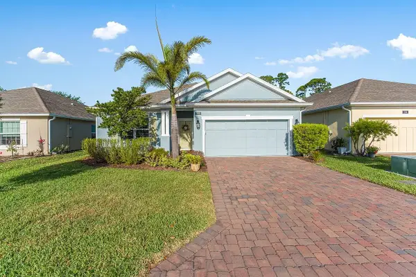 368 Sandcrest Circle, Sebastian, FL 32958