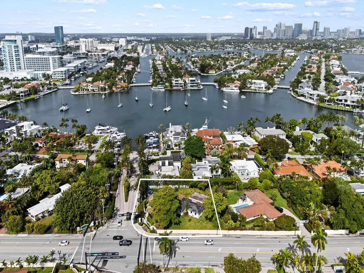 2681 Harbor Beach Parkway, Fort Lauderdale, FL 33316 - #1