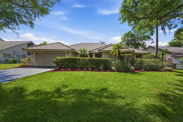 5055 NW 89th Way, Coral Springs, FL 33067