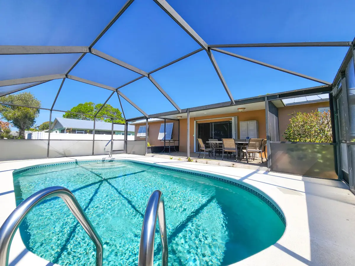 585 24th Avenue, Vero Beach, FL 32962 - #1