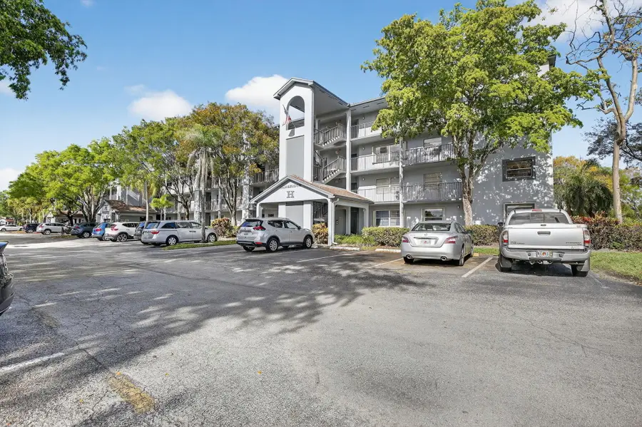 1401 SW 128th Terrace #212h, Pembroke Pines, FL 33027 - #3