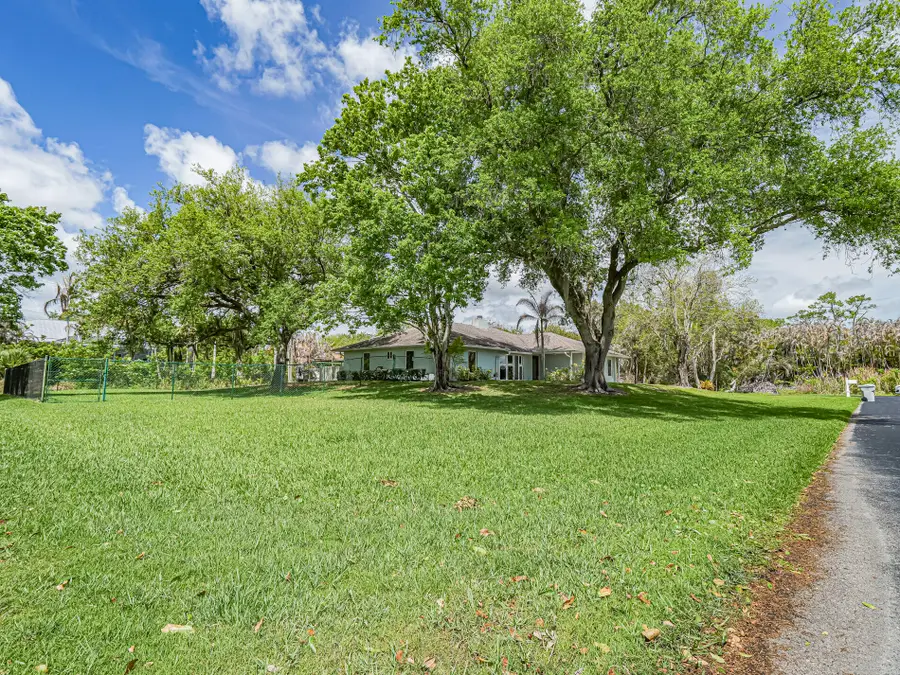 595 45th Court, Vero Beach, FL 32968 - #2