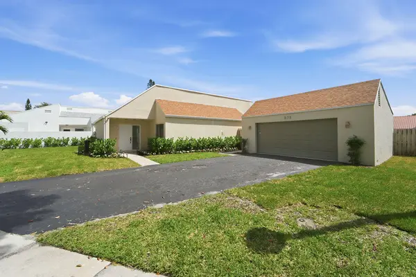 875 NW 22nd Avenue, Delray Beach, FL 33445