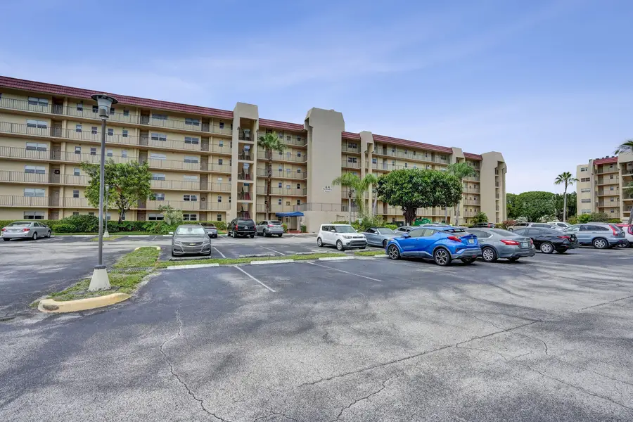 3590 Via Poinciana #114, Greenacres, FL 33467 - #2