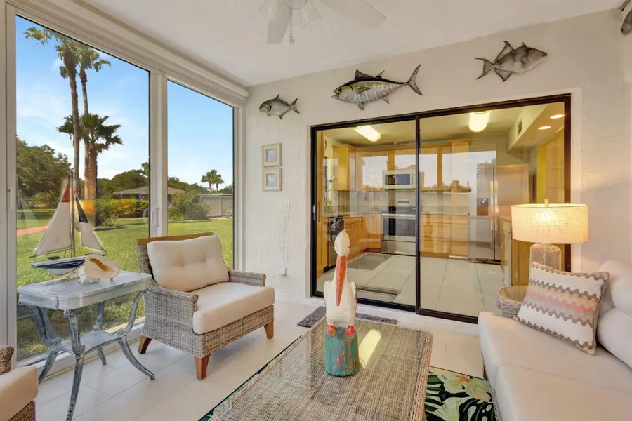 3209 S Lakeview Circle #8-101, Hutchinson Island, FL 34949 - #3