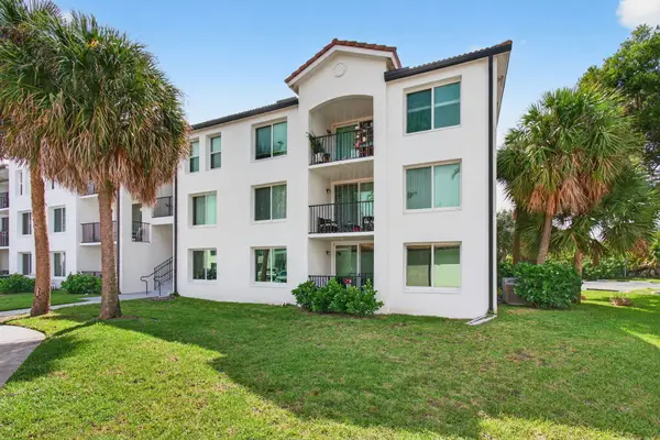 1024 Villa Circle #1024, Boynton Beach, FL 33435