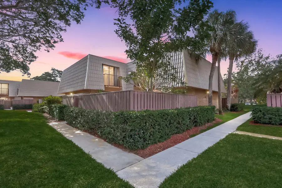 6605 66th Way, West Palm Beach, FL 33409 - #3