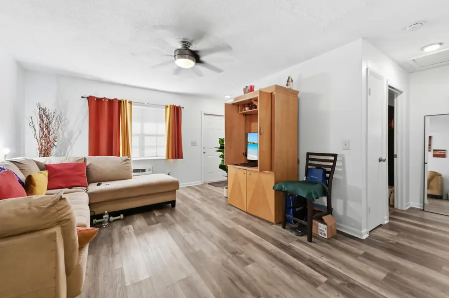 9350 Sun Court, West Palm Beach, FL 33403 - #3