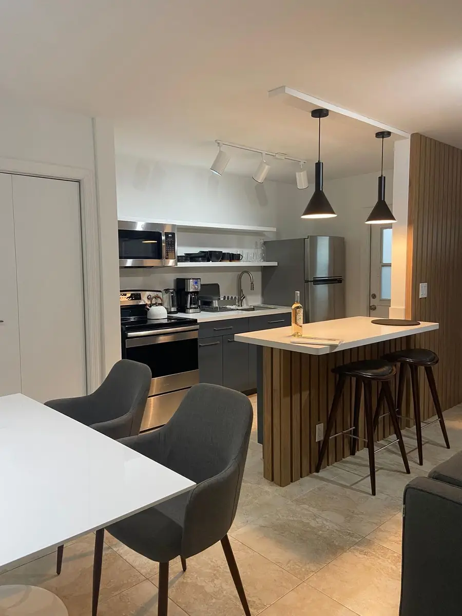 2404 NE 33rd Avenue #4, Fort Lauderdale, FL 33305 - #2