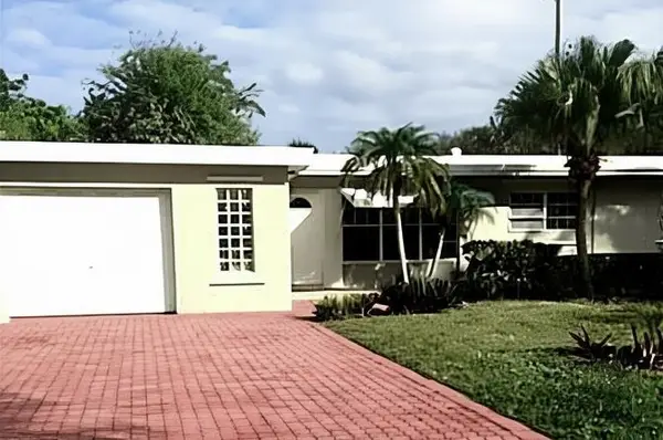 1230 NE 26th Terrace, Pompano Beach, FL 33062