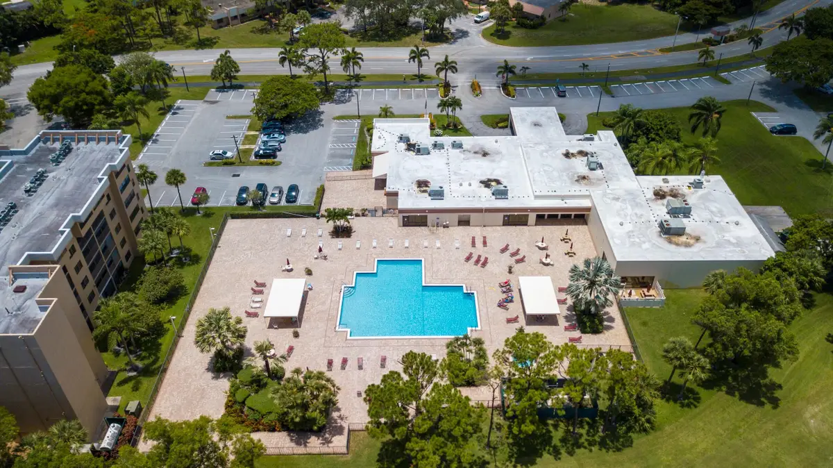 4735 E Lucerne Lakes Blvd E #308, Lake Worth, FL 33467 - #1