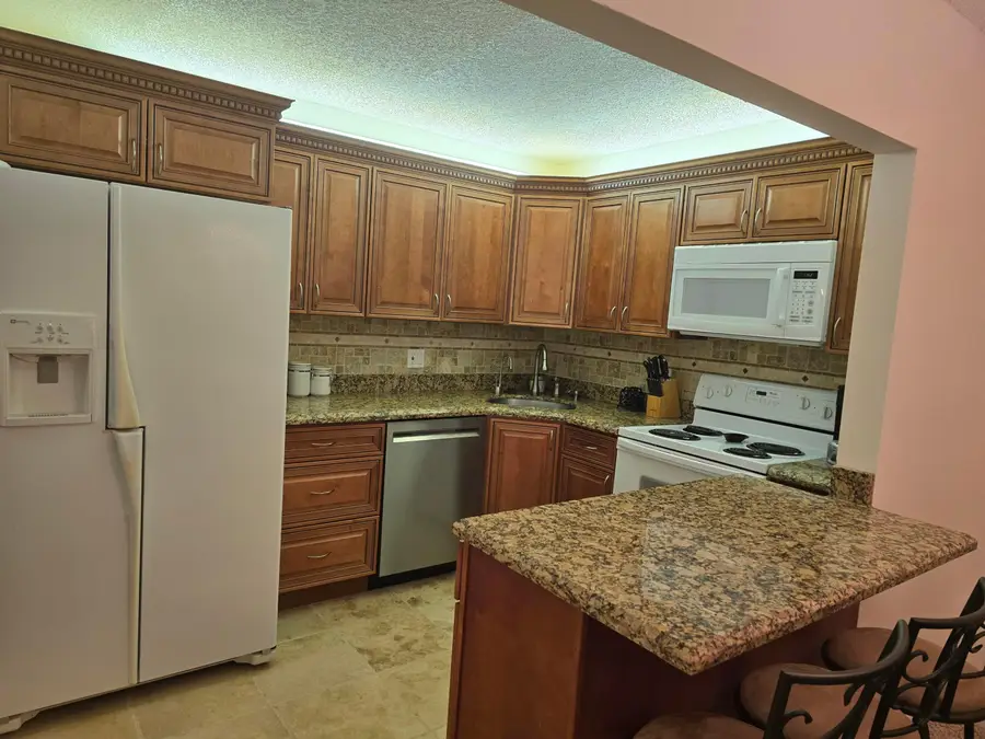 317 Pine Ridge Circle, Greenacres, FL 33463 - #3