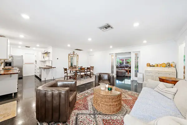 401 Riverside Drive, Palm Beach Gardens, FL 33410