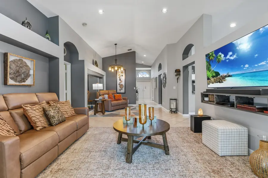10864 Royal Caribbean Circle, Boynton Beach, FL 33437 - #2
