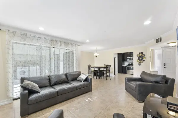 3525 NW 35th Street #1604, Coconut Creek, FL 33066