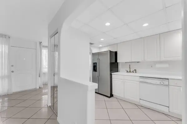1401 S Federal Highway #218, Boca Raton, FL 33432
