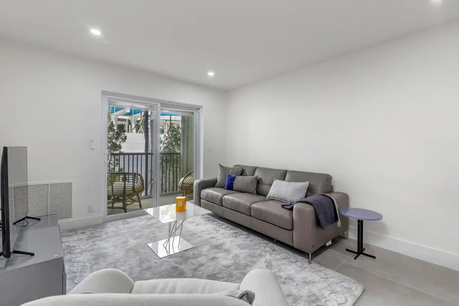 1527 S Flagler Drive #113f, West Palm Beach, FL 33401 - #3