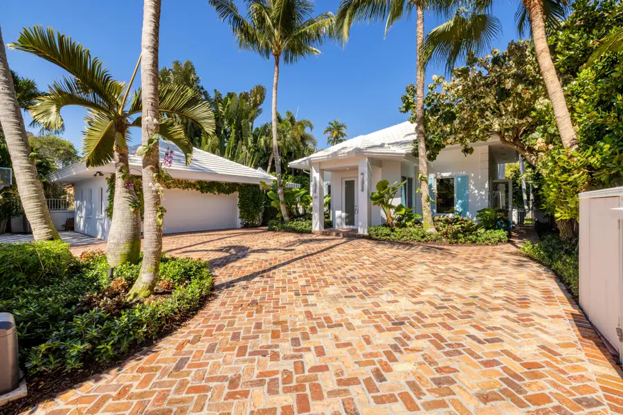 121 Seville Road, West Palm Beach, FL 33405 - #3