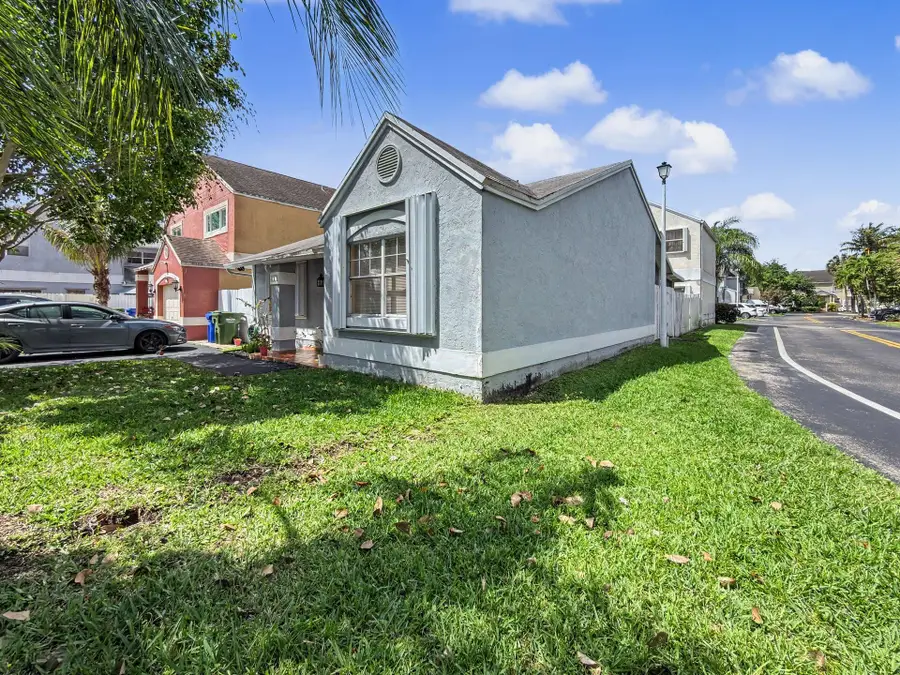 10151 NW 3rd Street, Pembroke Pines, FL 33026 - #2