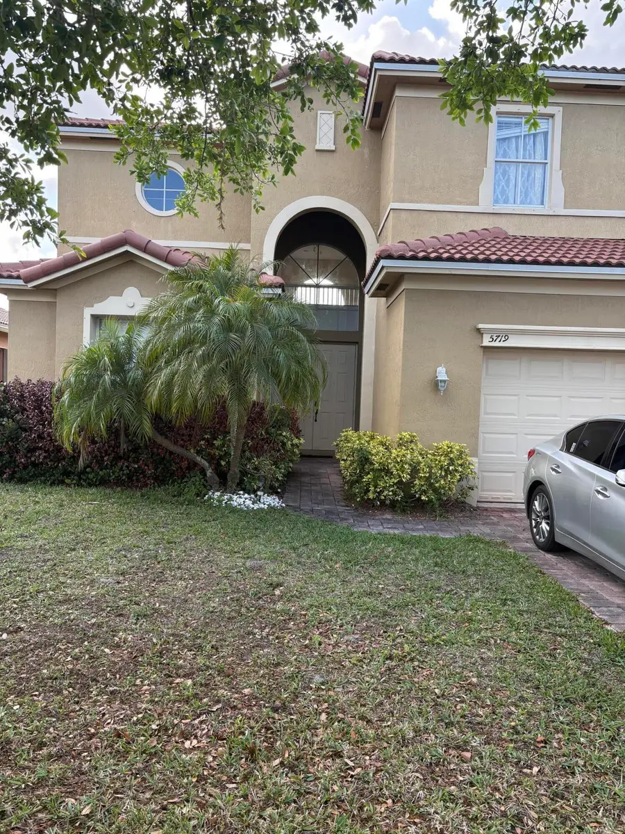 5719 Place Lake Drive, Fort Pierce, FL 34951 - #3