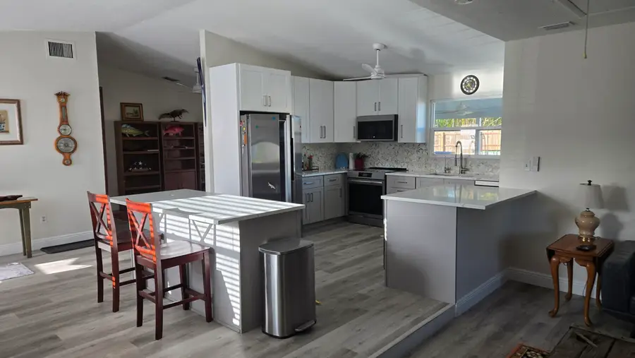 2538 SE Allen Street, Port Saint Lucie, FL 34984 - #2