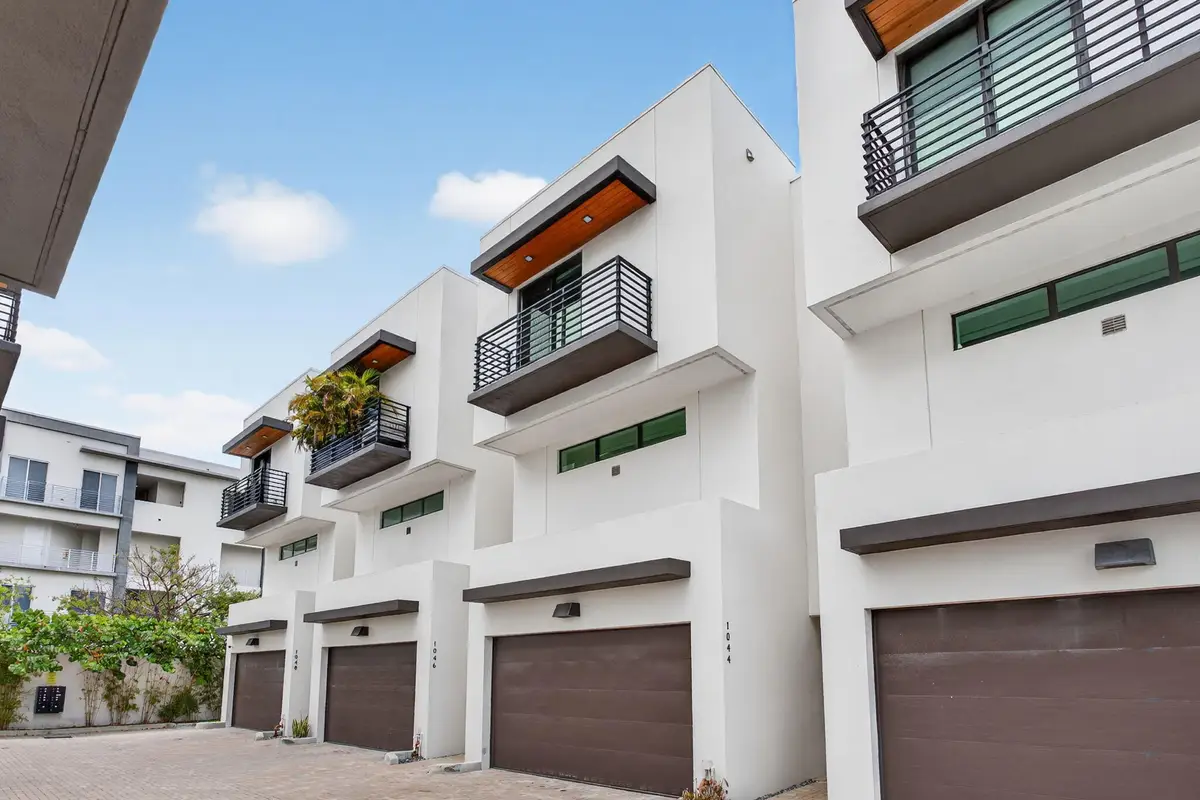 1044 N Victoria Park Road, Fort Lauderdale, FL 33304 - #1