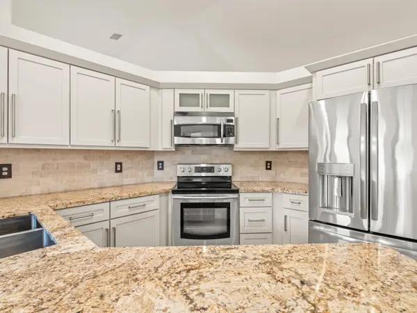 833 Heron Road, Weston, FL 33326