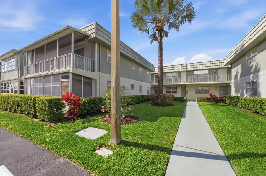 284 Flanders F, Delray Beach, FL 33484 - #3