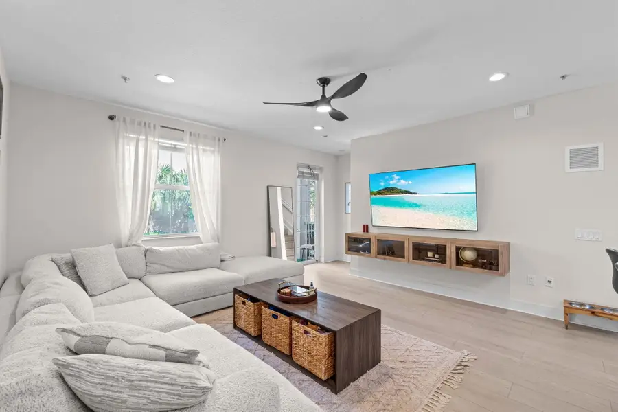 1387 Piazza Delle Pallottole, Boynton Beach, FL 33426 - #2