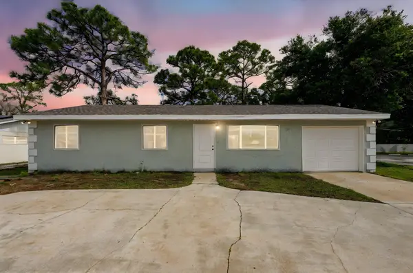 651 SE Port St Lucie Boulevard, Port St Lucie, FL 34984