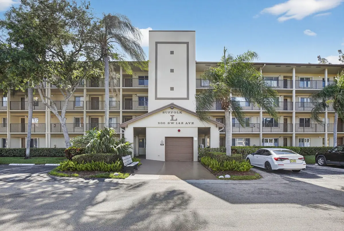 900 SW 142nd Avenue #305l, Pembroke Pines, FL 33027 - #1