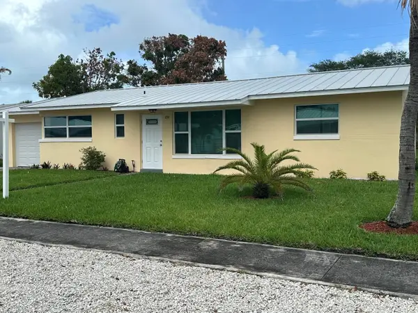 19035 SE Southgate Drive, Jupiter, FL 33469
