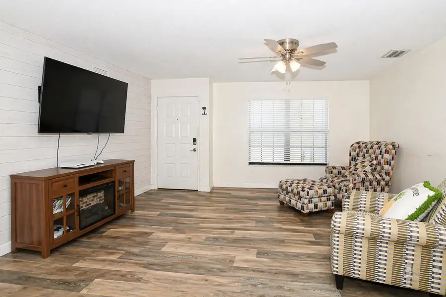 764 SE Evergreen Terrace, Port Saint Lucie, FL 34983 - #3