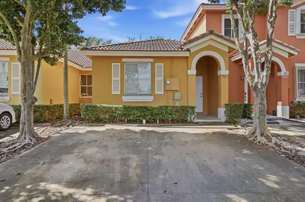 1584 SW 2nd Street, Homestead, FL 33030