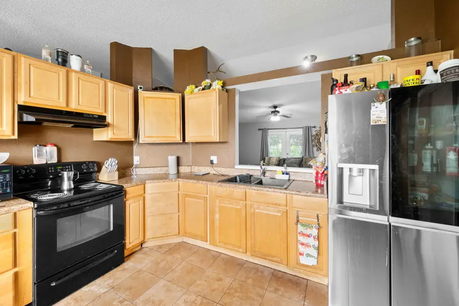 661 NW Kildare Street, Port Saint Lucie, FL 34983 - #3