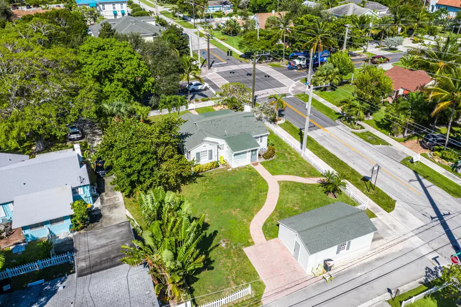145 N Swinton Avenue, Delray Beach, FL 33444 - #3