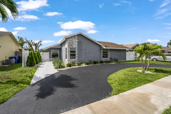 8200 SW 3rd Court, North Lauderdale, FL 33068