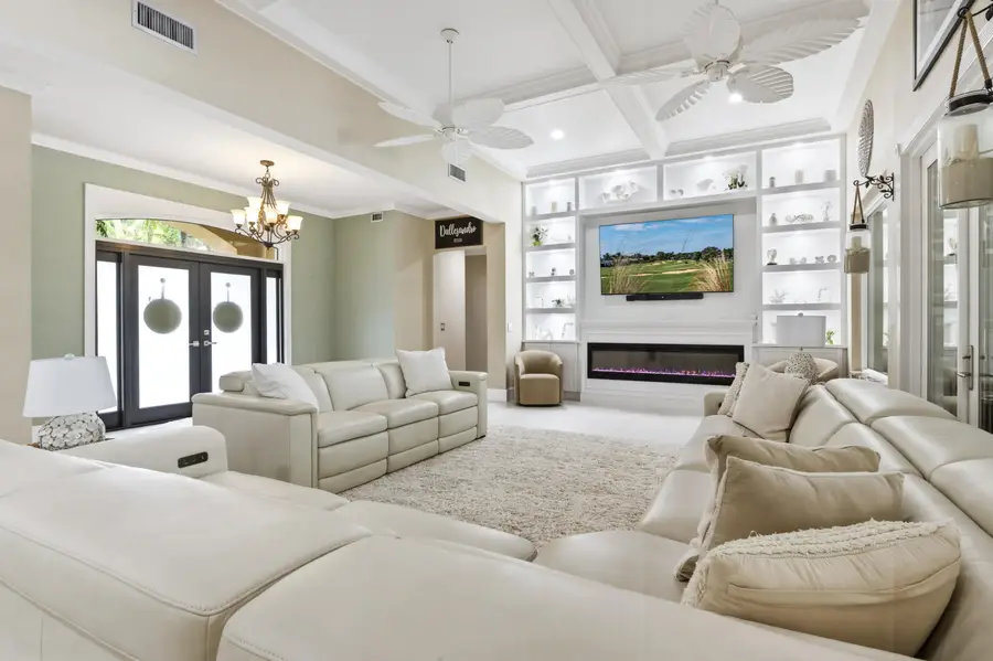 10114 Hunt Club Lane, Palm Beach Gardens, FL 33418 - #3