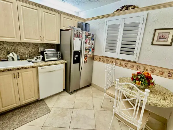 3100 Holiday Springs Boulevard, Margate, FL 33063