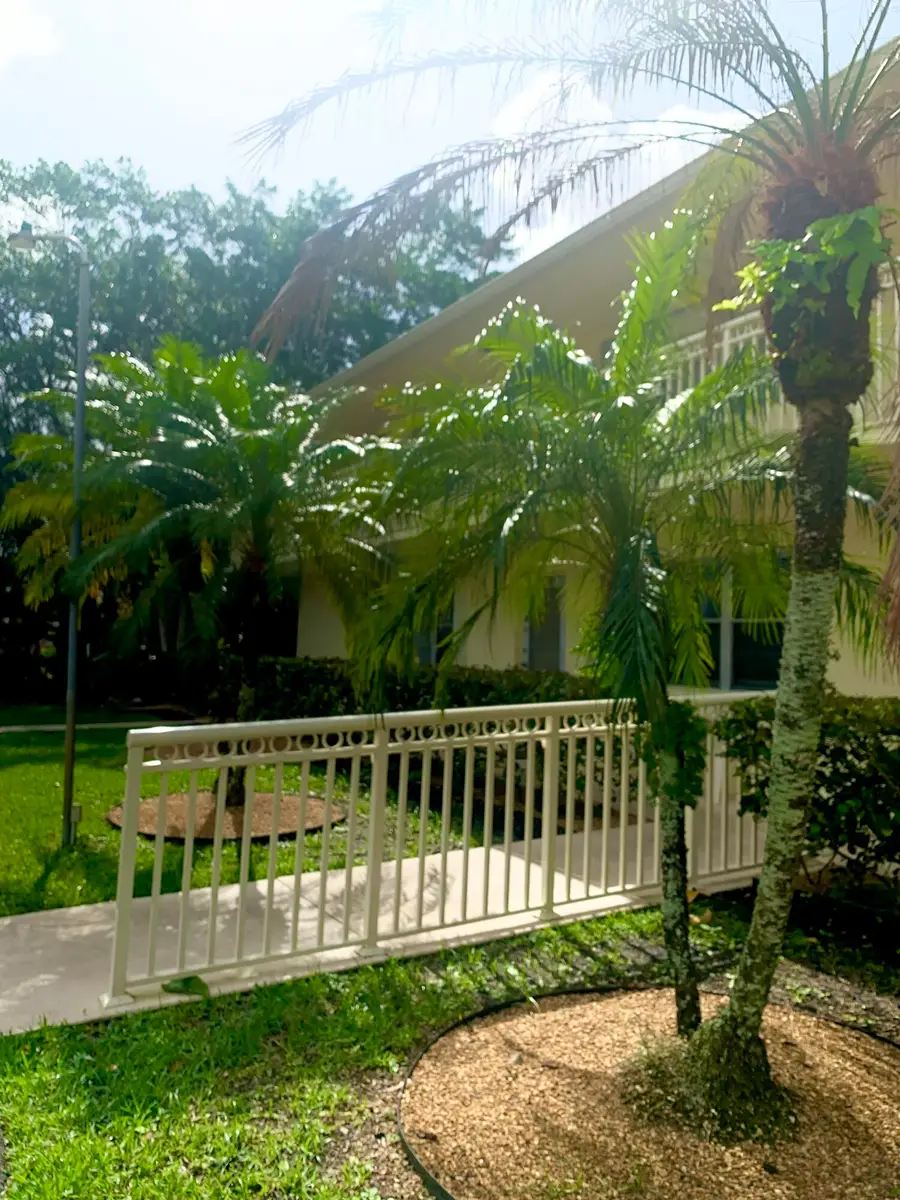 96 Hastings F, West Palm Beach, FL 33417 - #2