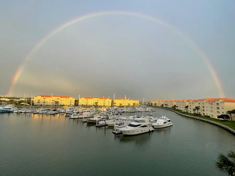 13 Harbour Isle Drive W #Ph2, Fort Pierce, FL 34949 - #2