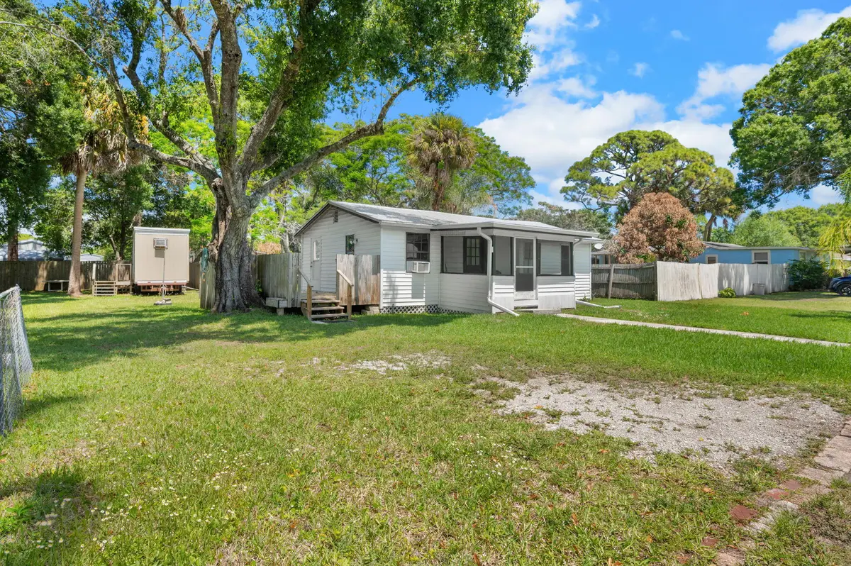 390 Baysinger Avenue, Fort Pierce, FL 34982 - #1
