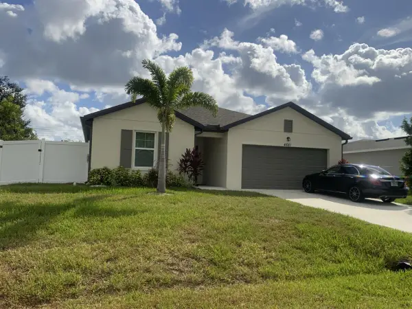 4681 SW Babylon Street, Port St Lucie, FL 34953