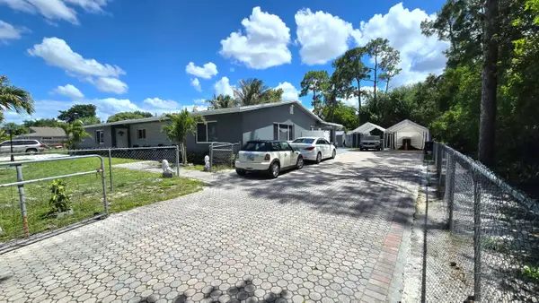 5984 Orange Road, West Palm Beach, FL 33413