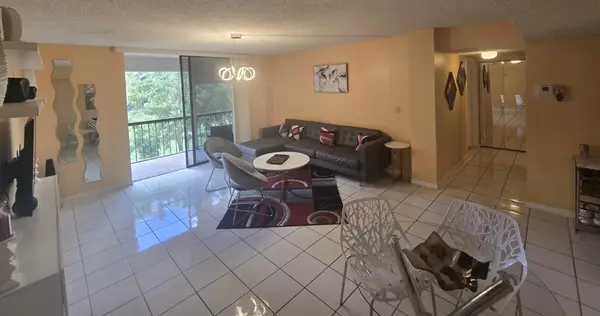 5160 Las Verdes Circle #217, Delray Beach, FL 33484