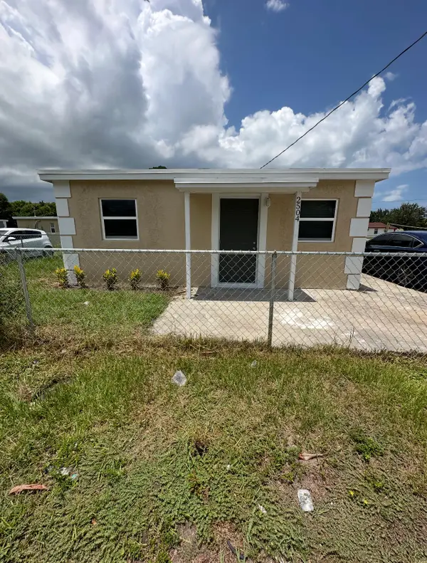 2504 Wilkins, Fort Pierce, FL 34947