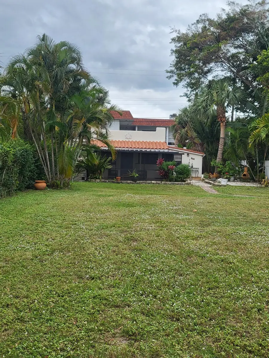 927 S Palmway, Lake Worth Beach, FL 33460 - #2