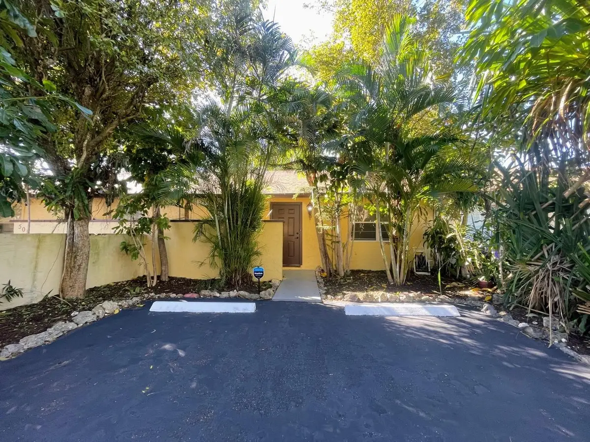 512 NW 43rd Place, Deerfield Beach, FL 33064 - #1