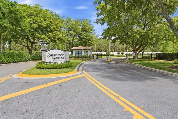 262 Sherwood Forest Drive, Delray Beach, FL 33445