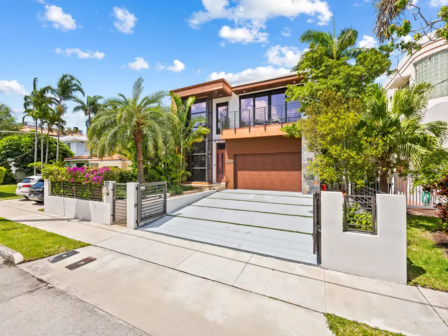 609 Poinciana Drive, Fort Lauderdale, FL 33301 - #2